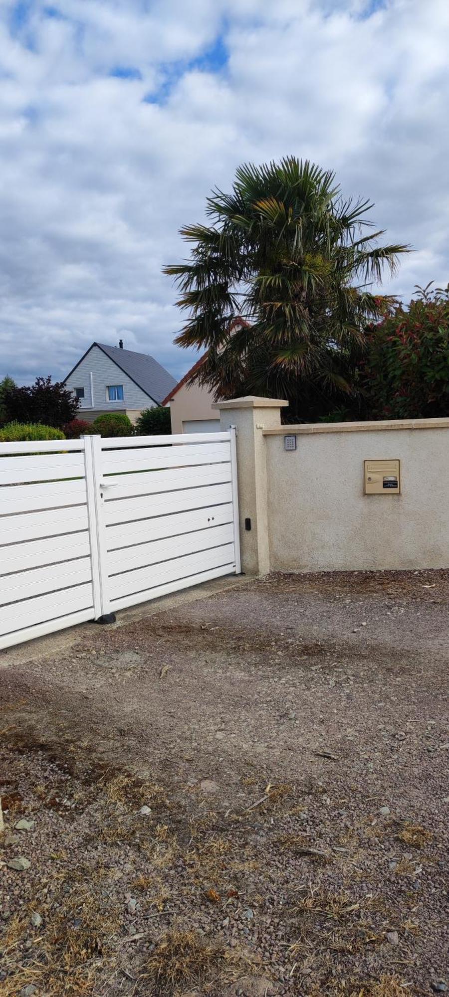 Le Ptit Normand Entre Ville & Plages Loucelles Buitenkant foto